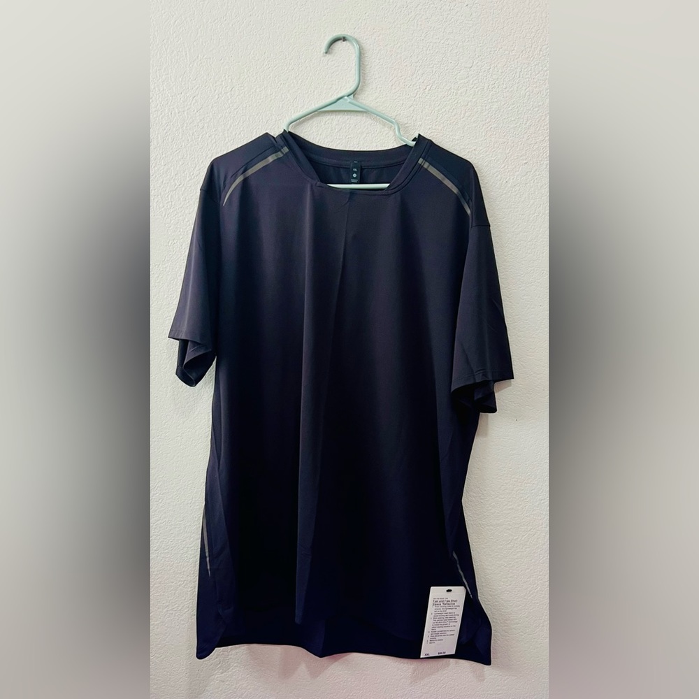Fast and Free Short Sleeve *Reflective